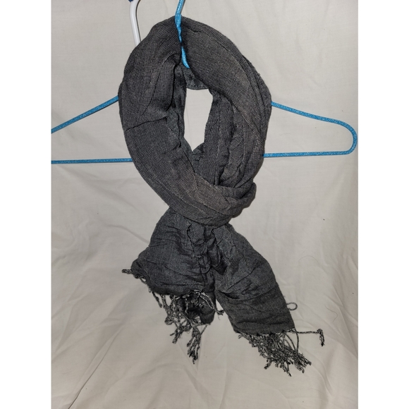 Scarf - Picture 2 of 3